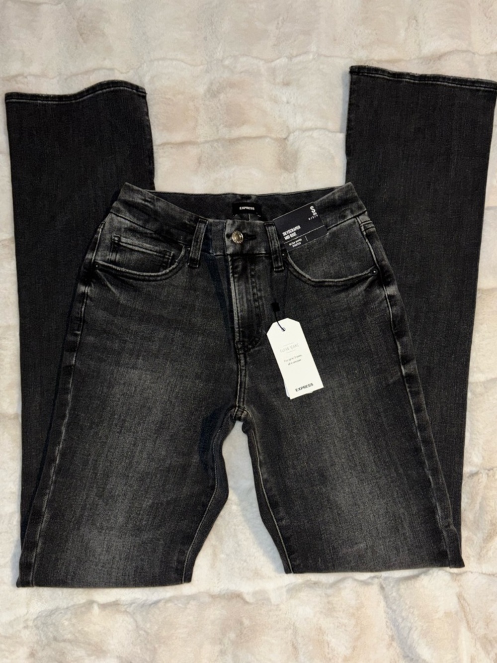 Express Straight Leg Jeans in Black Wash